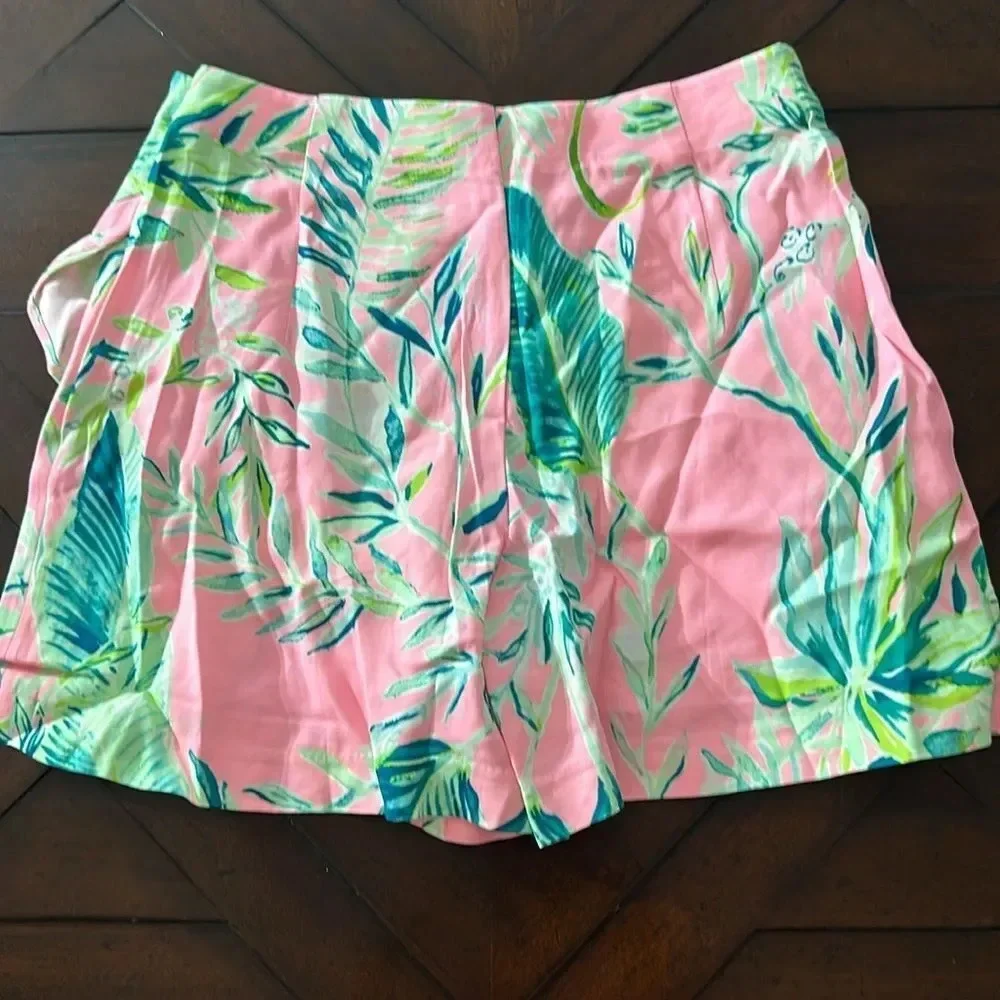 Lilly Pulitzer Pink and Green Leaf Print Skort - Picture 5 of 5